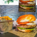 Hamburguesa angus y queso de cabra + patatas fritas